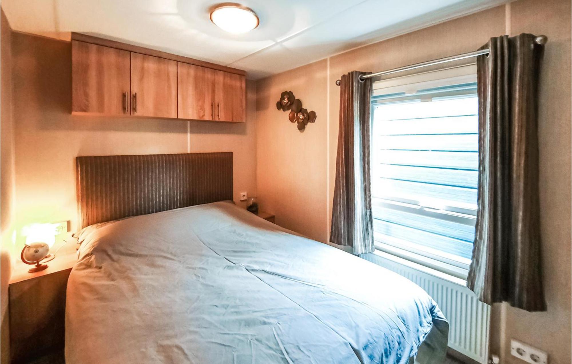 3 Bedroom Beautiful In * Heinkenszand