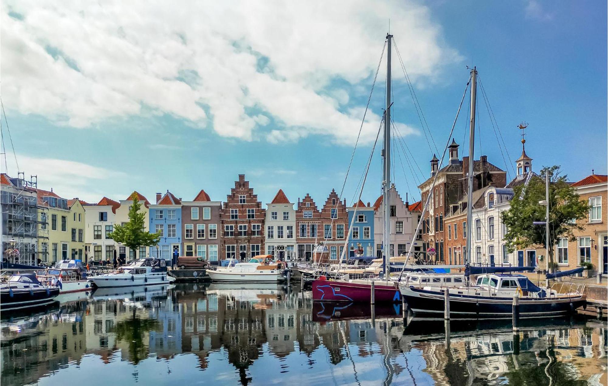 3 Bedroom Beautiful In Ferienhaus