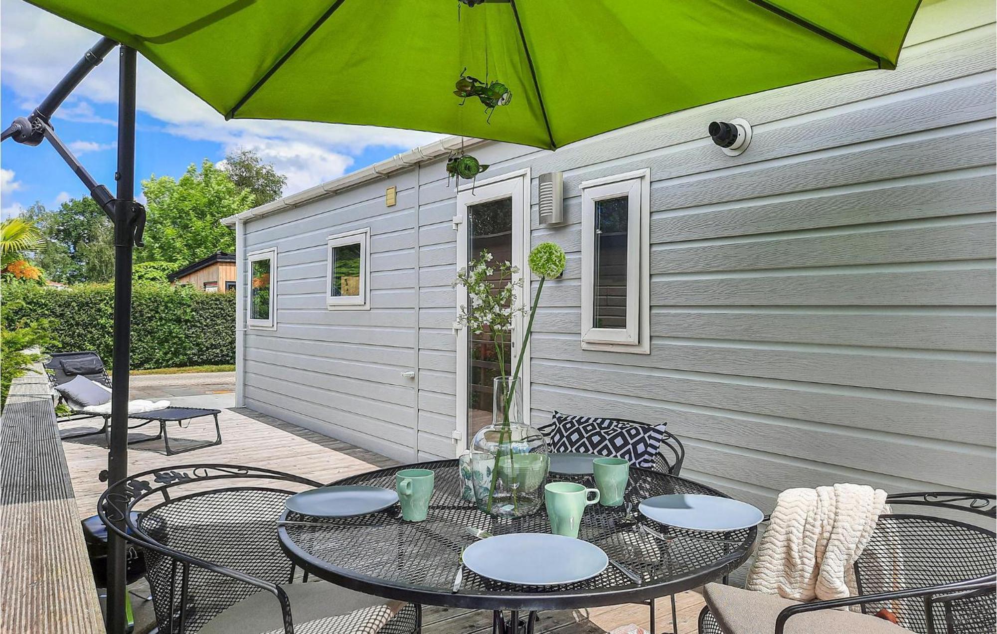 3 Bedroom Beautiful In Ferienhaus *